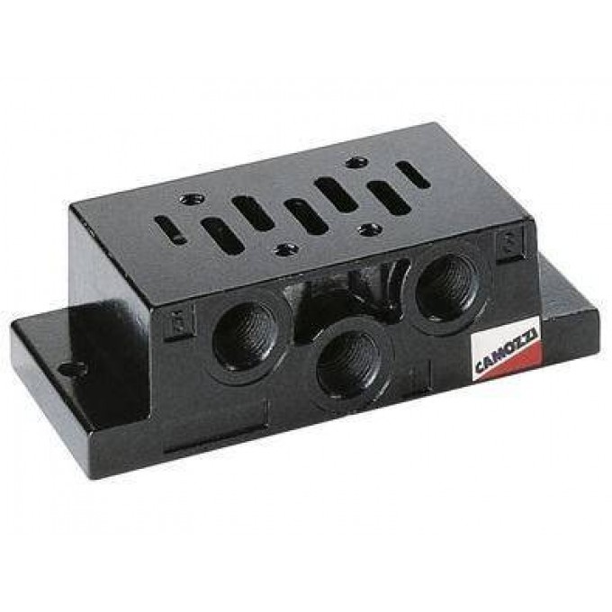 Плита монтажная одноместная с боковыми выходами CAMOZZI 902-F2A 137433